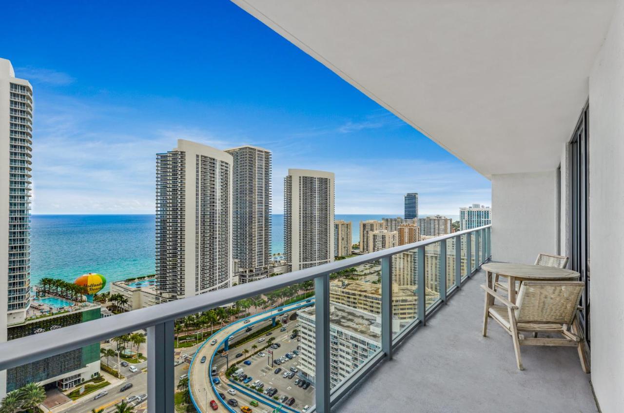 Hyde House: Luxury Waterfront Suite with Ocean View and Rooftop Pool Hollywood Exterior photo