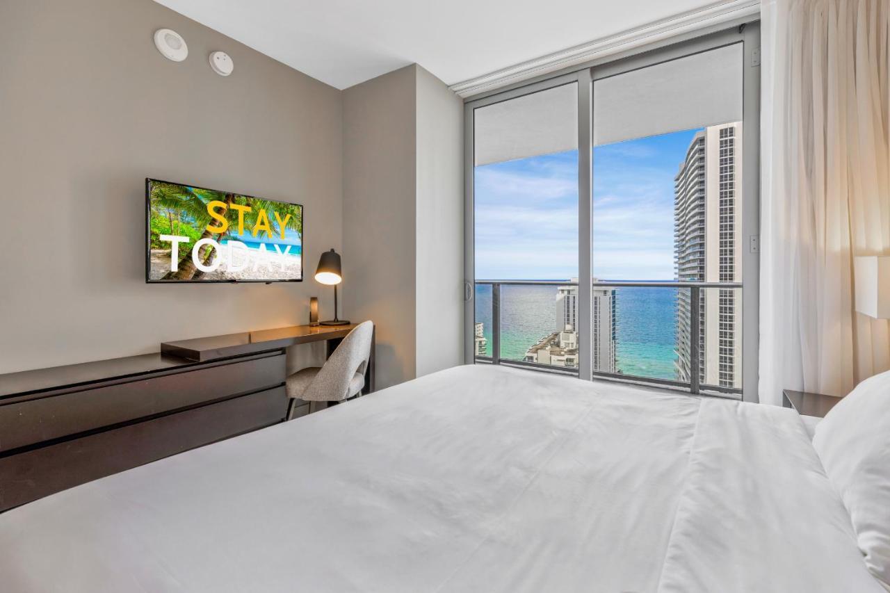 Hyde House: Luxury Waterfront Suite with Ocean View and Rooftop Pool Hollywood Exterior photo