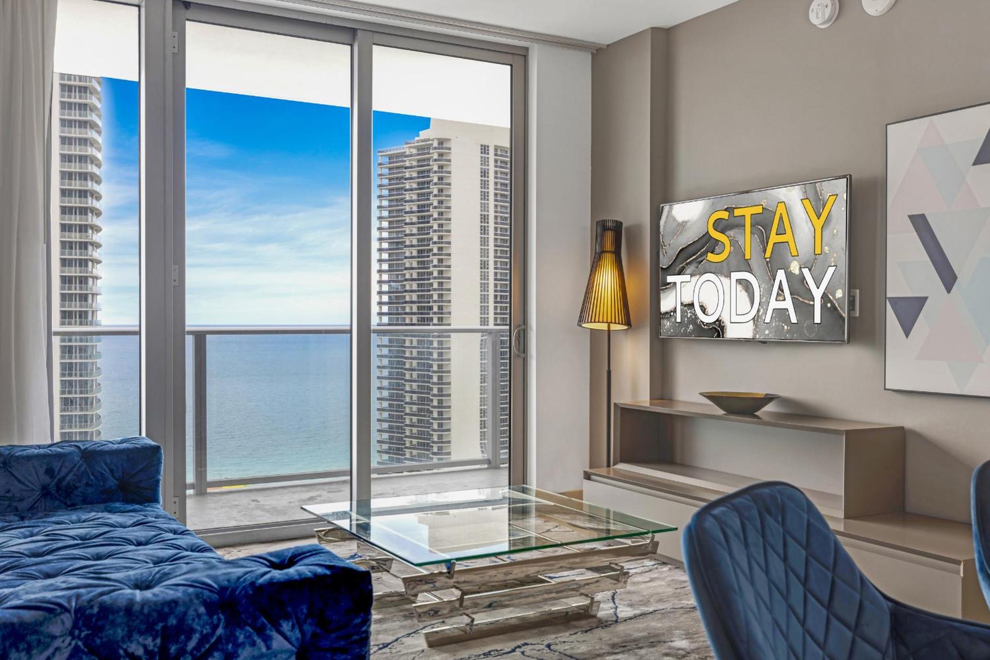 Hyde House: Luxury Waterfront Suite with Ocean View and Rooftop Pool Hollywood Exterior photo
